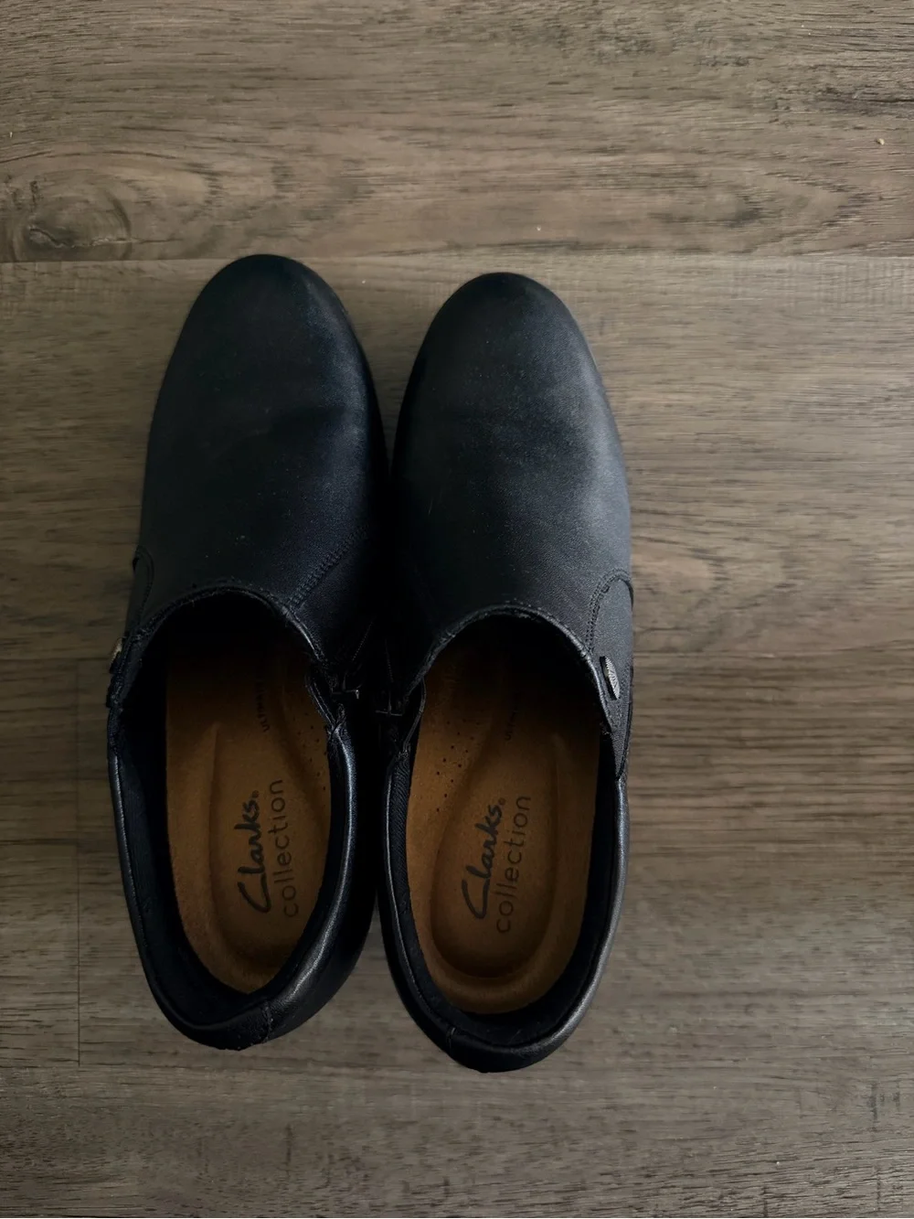Clarks Collection Black Leather Ankle Booties Side Zip Block Heel